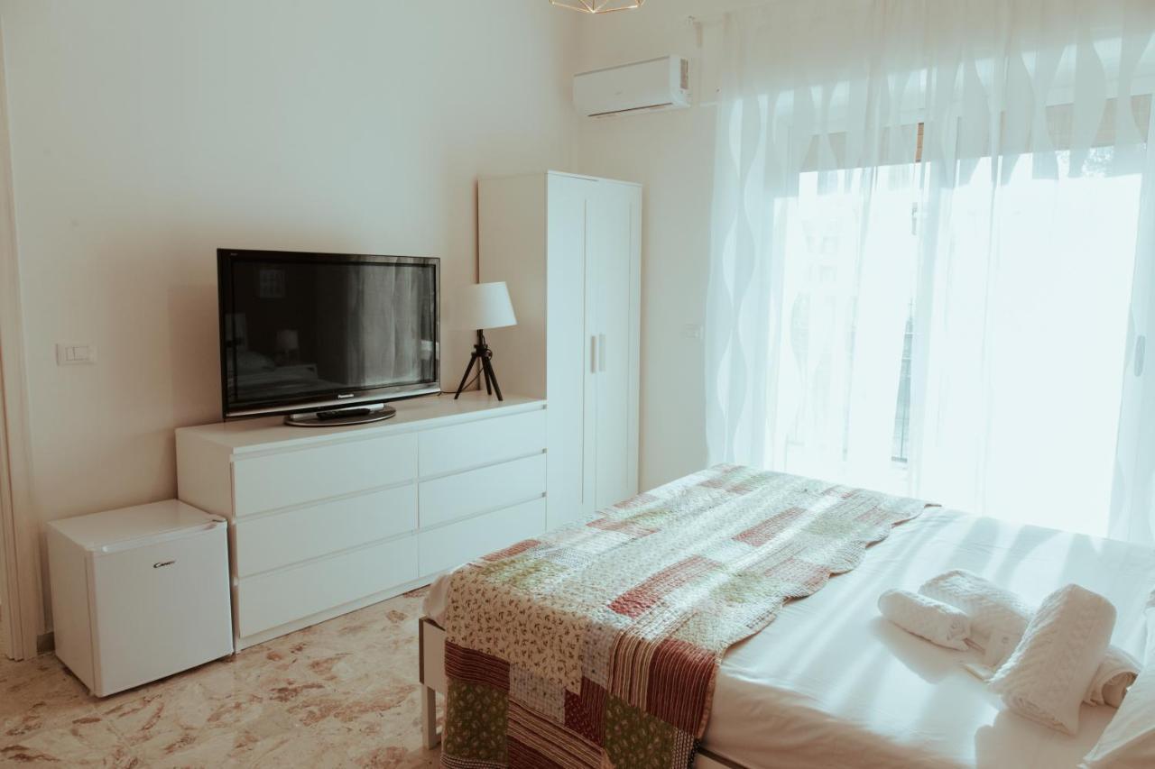 Sostanza - Rooms In 卡塔尼亚 外观 照片